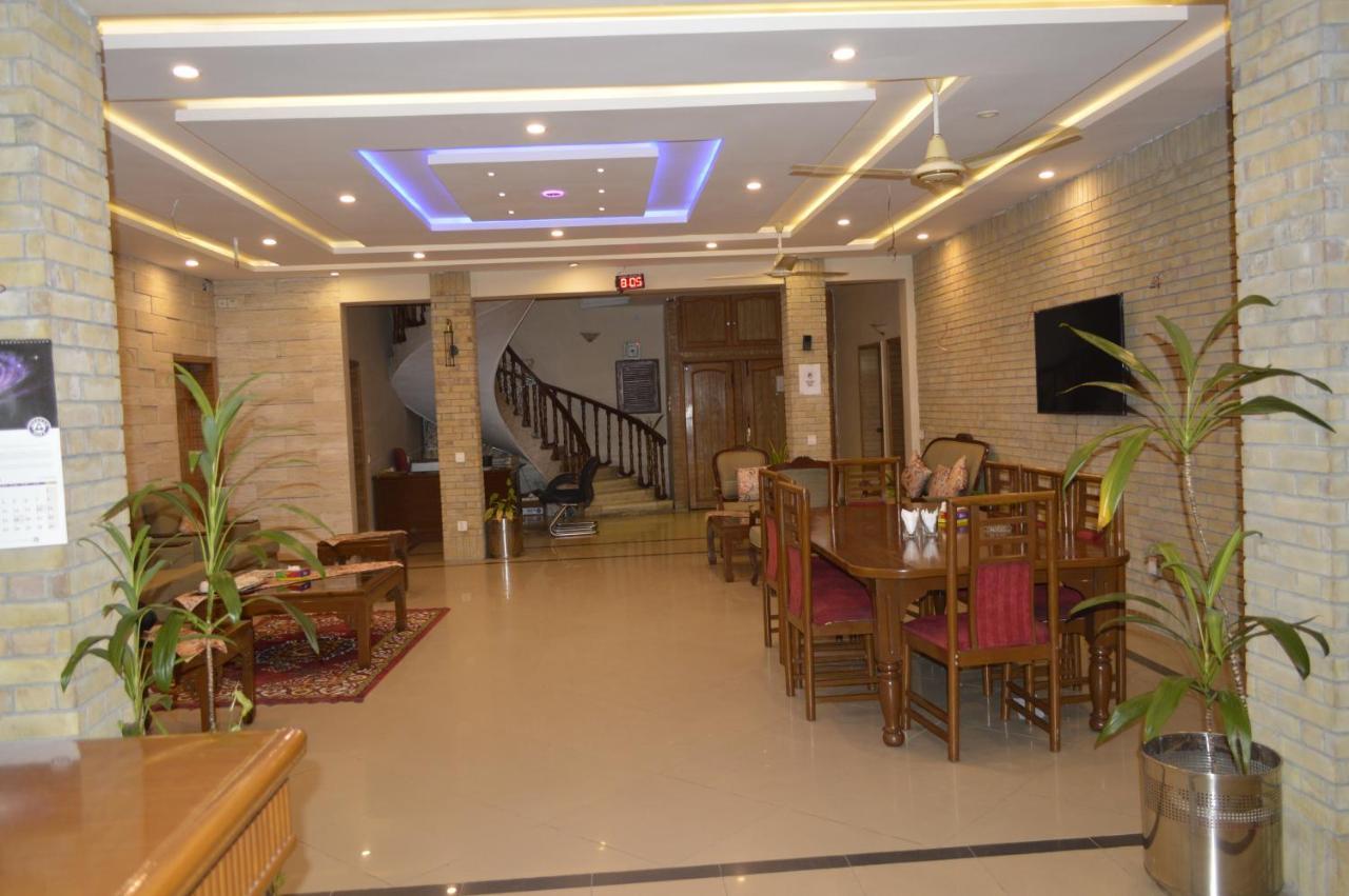 New Shelton Guest House อิสลามาบัด ภายนอก รูปภาพ