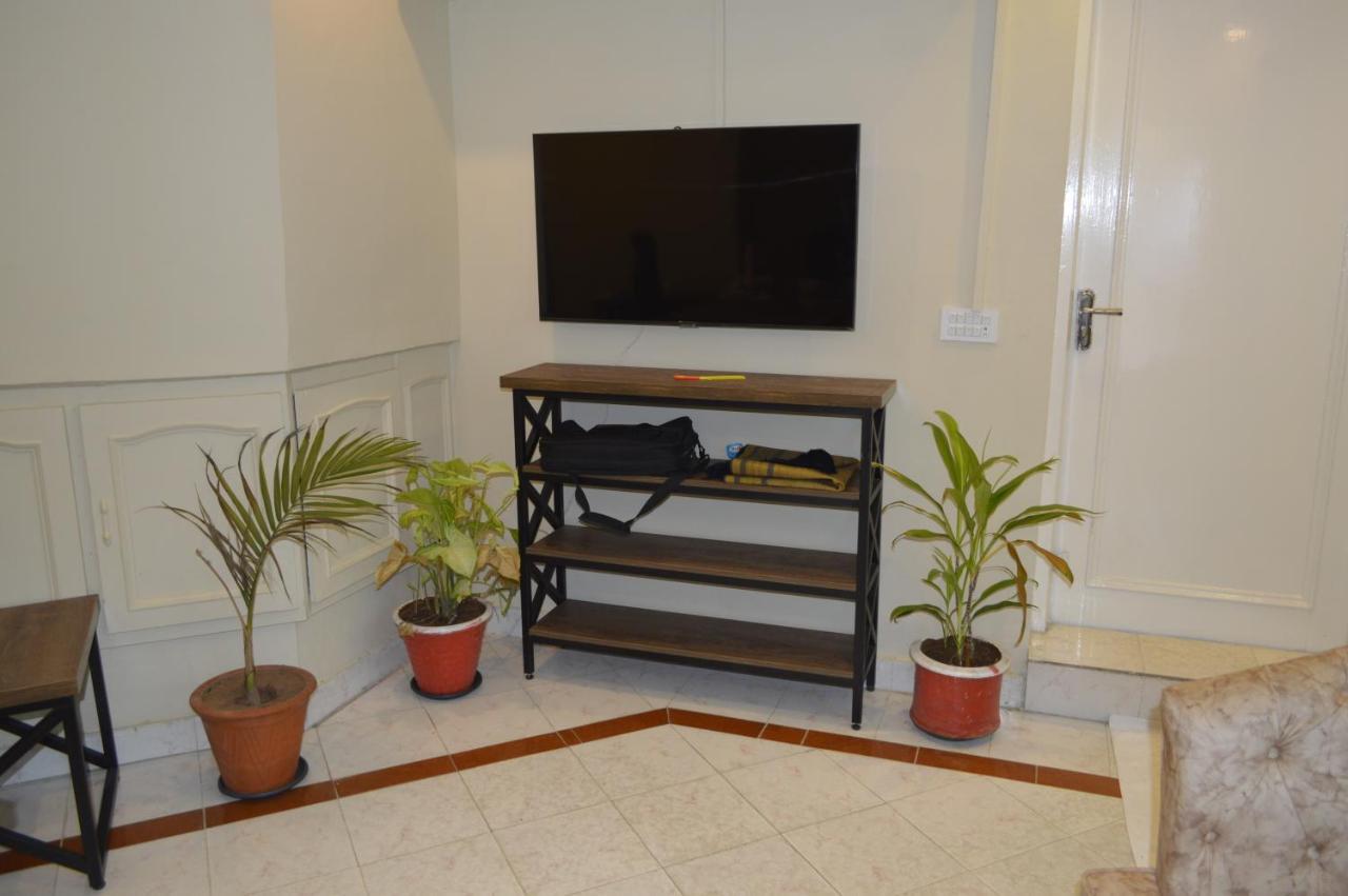 New Shelton Guest House อิสลามาบัด ภายนอก รูปภาพ