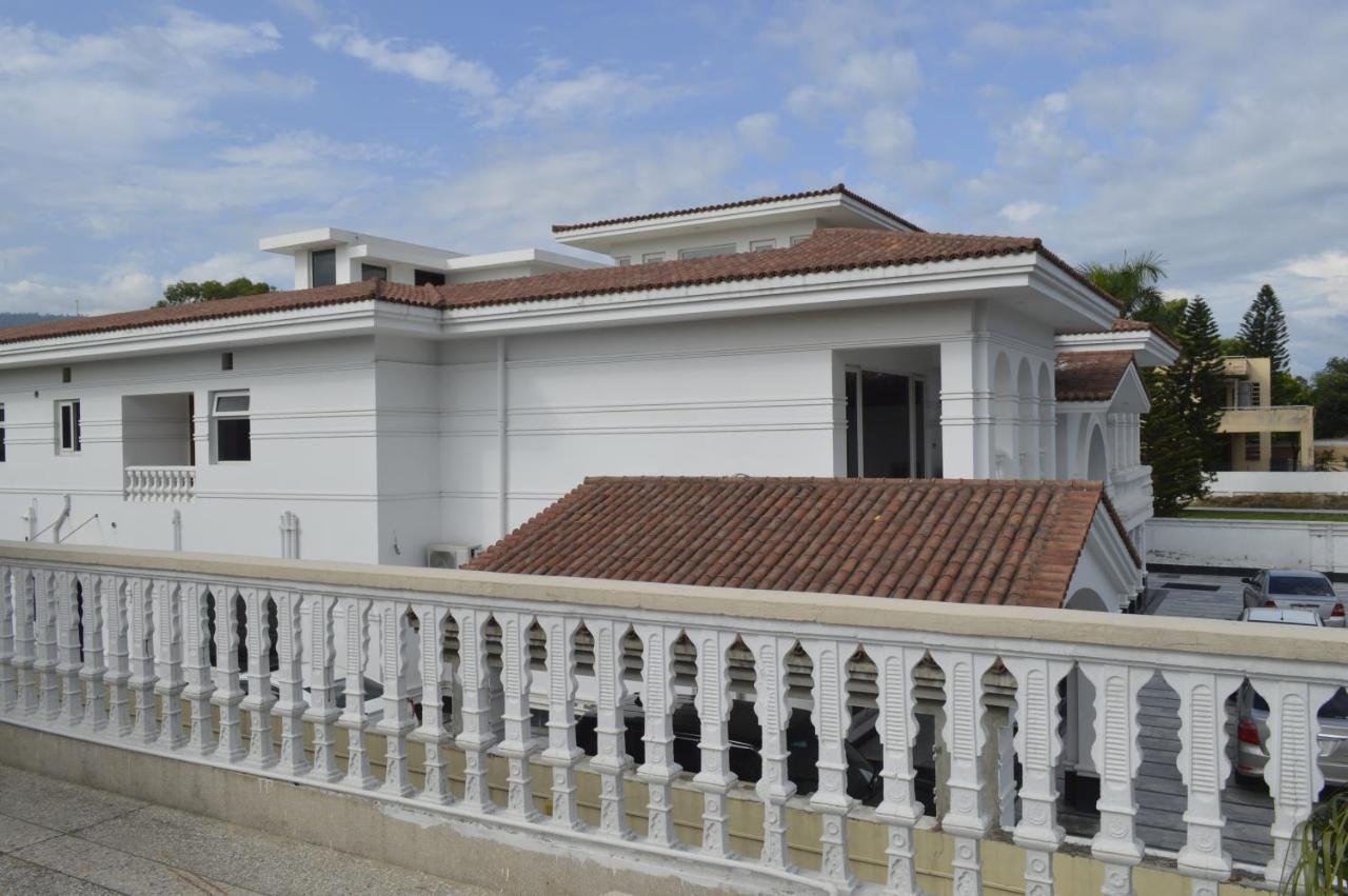 New Shelton Guest House อิสลามาบัด ภายนอก รูปภาพ