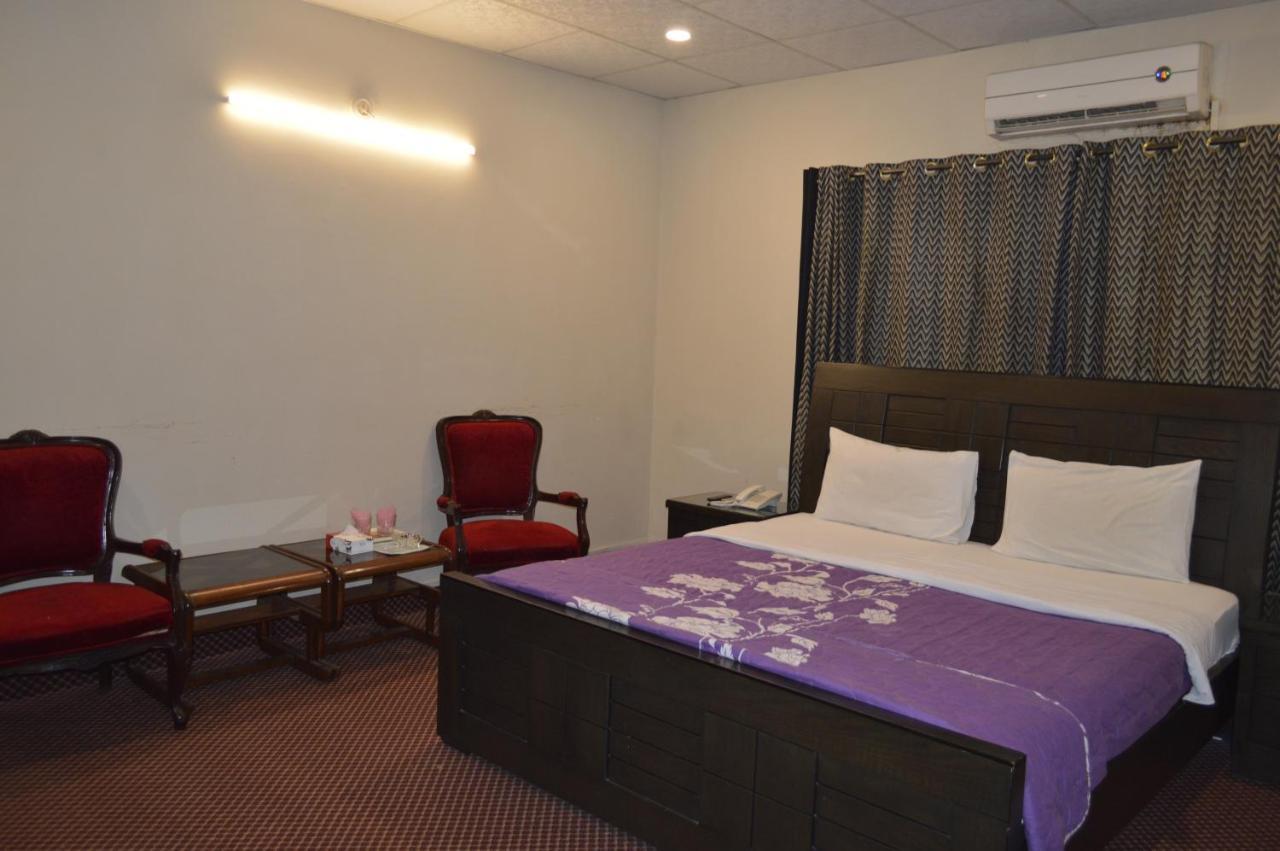 New Shelton Guest House อิสลามาบัด ภายนอก รูปภาพ