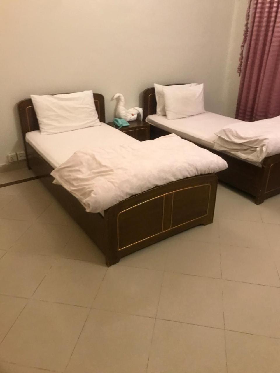 New Shelton Guest House อิสลามาบัด ภายนอก รูปภาพ