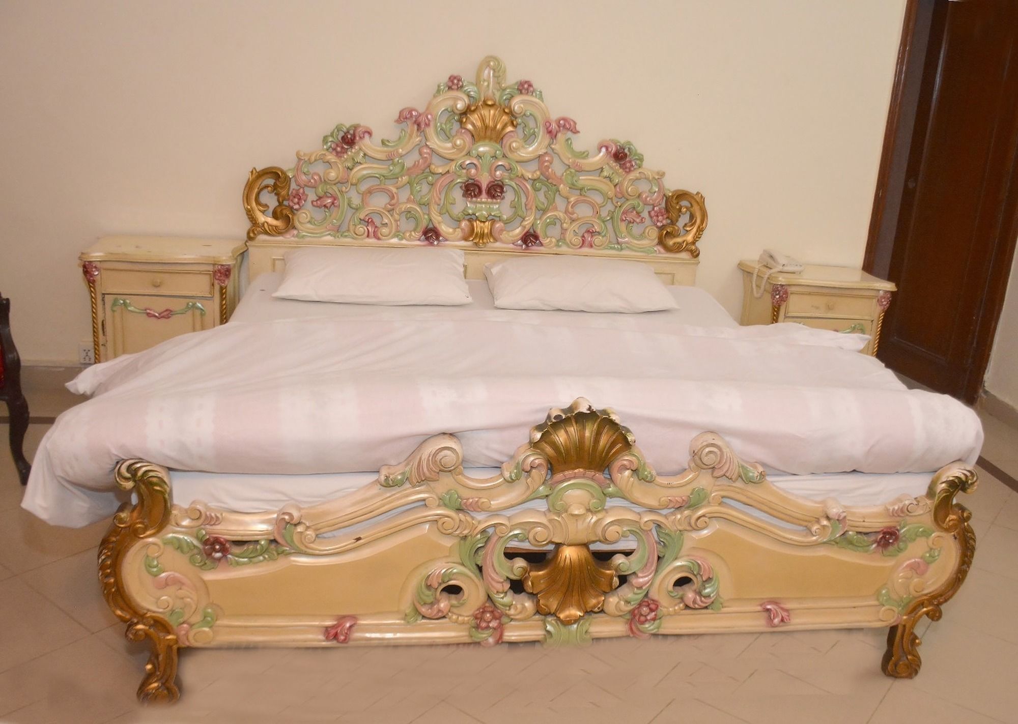 New Shelton Guest House อิสลามาบัด ภายนอก รูปภาพ