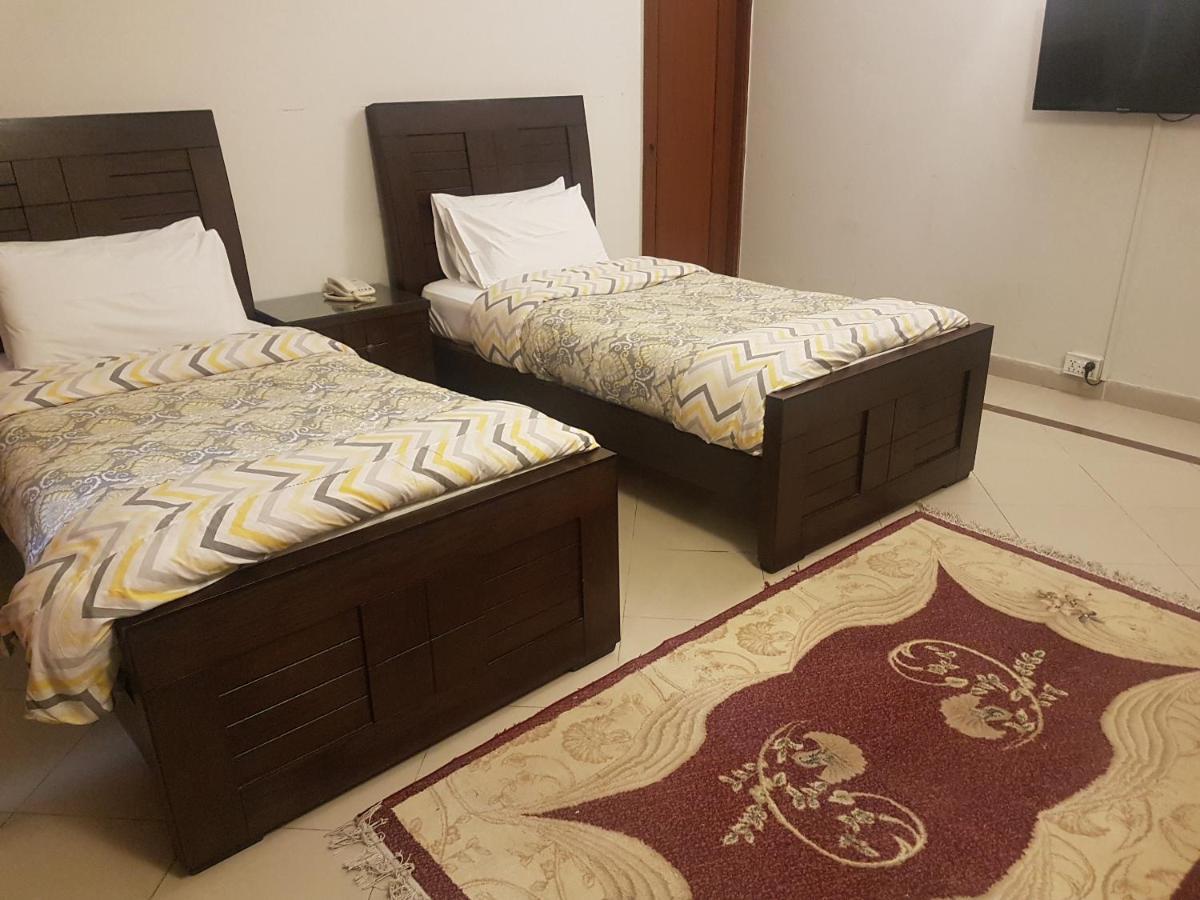 New Shelton Guest House อิสลามาบัด ภายนอก รูปภาพ